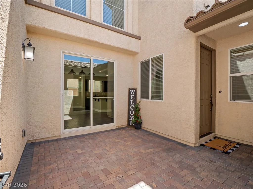 7542 Crooked Branch, Las Vegas, NV 89143