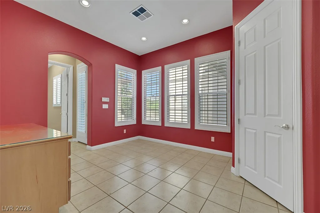 10809 Beringer, Las Vegas, NV 89144