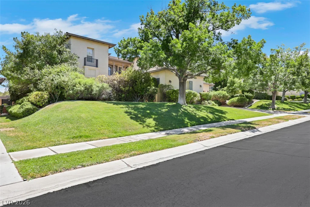 10809 Beringer, Las Vegas, NV 89144