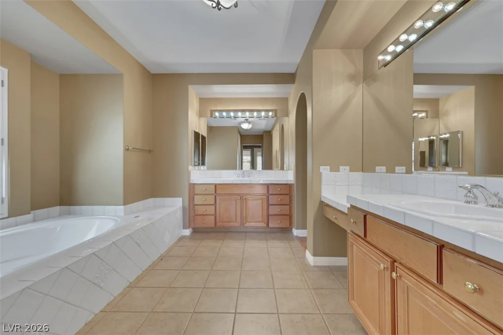 10809 Beringer, Las Vegas, NV 89144