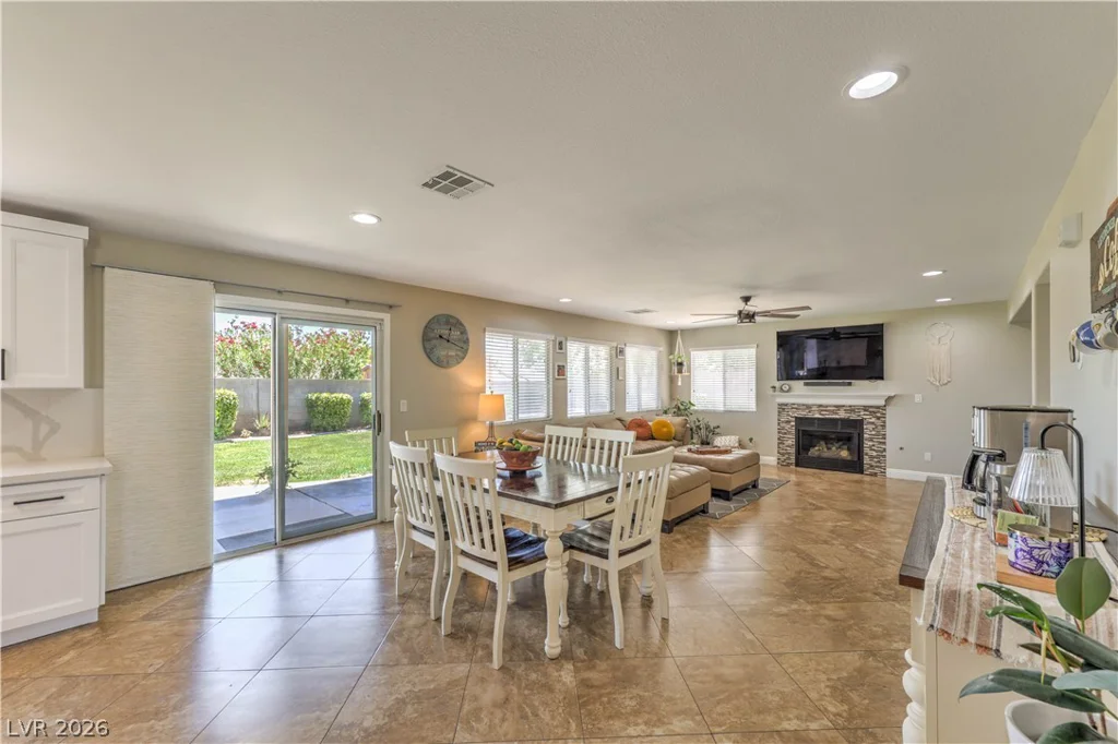 152 Welland, Las Vegas, NV 89144