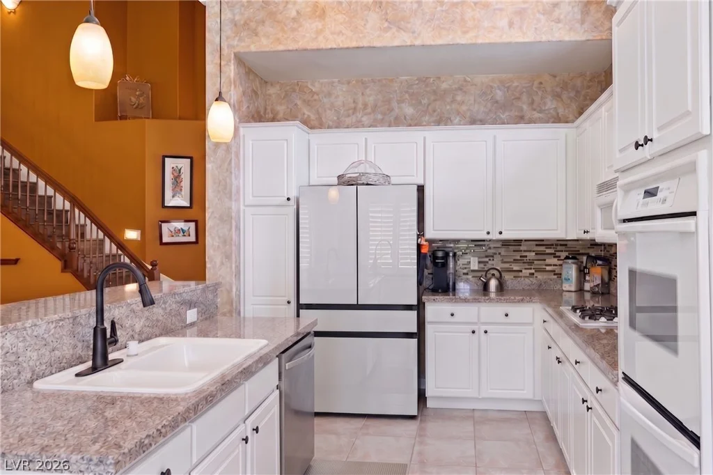 3049 Blazing Creek, Henderson, NV 89052