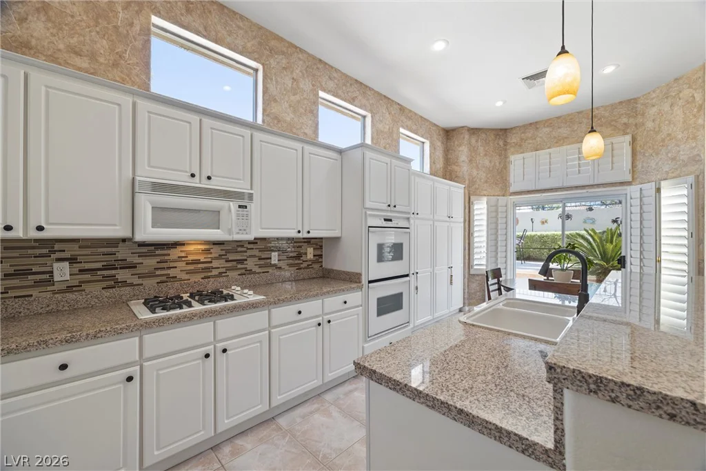 3049 Blazing Creek, Henderson, NV 89052