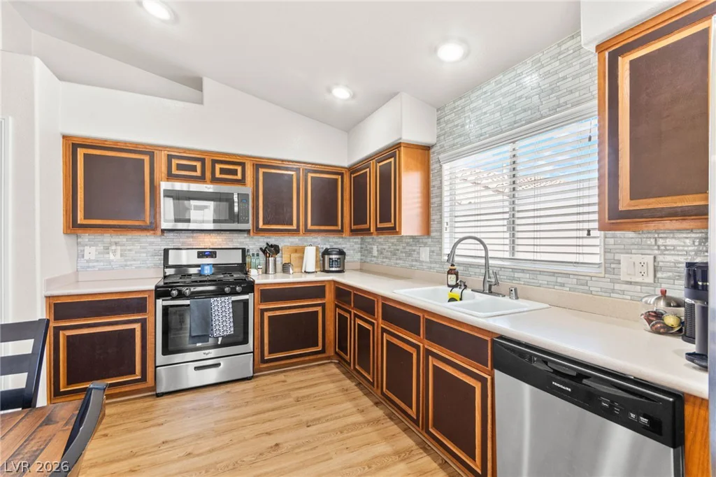 9322 New Utrecht, Las Vegas, NV 89178