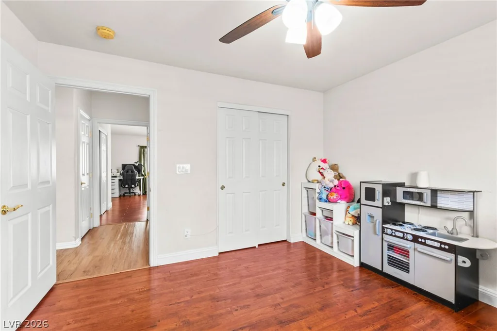 9322 New Utrecht, Las Vegas, NV 89178
