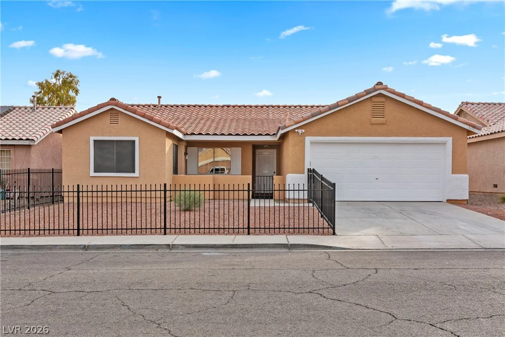 101 Beaver Ridge, North Las Vegas, NV 89031