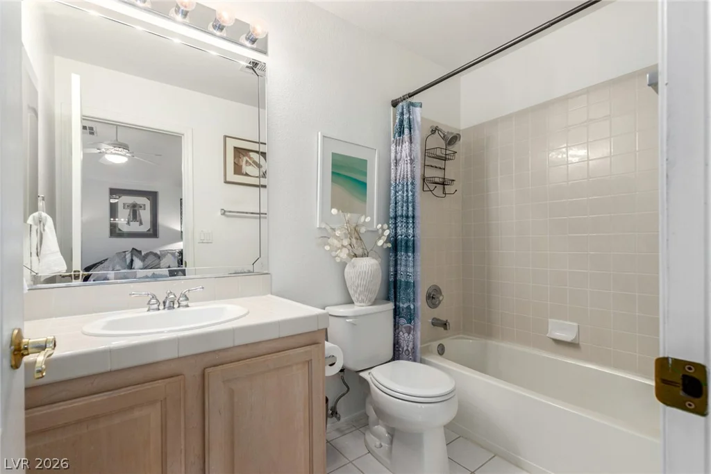 1708 Desert Fort, Las Vegas, NV 89128