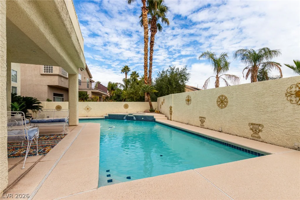1708 Desert Fort, Las Vegas, NV 89128
