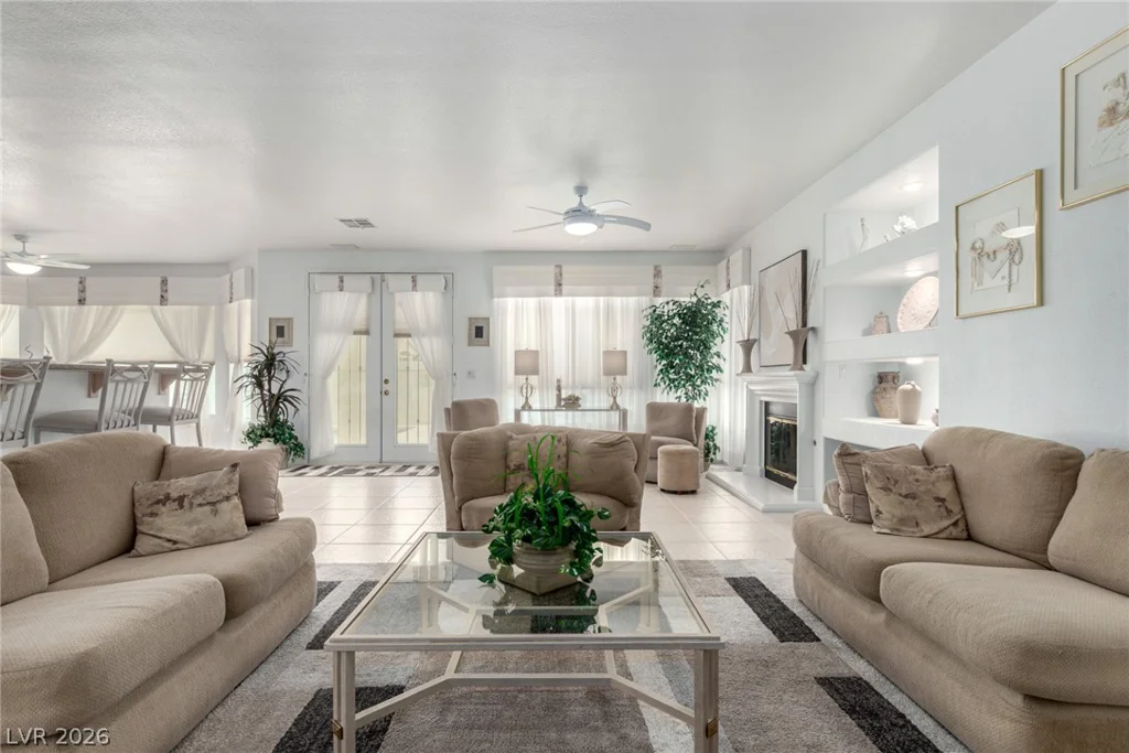 1708 Desert Fort, Las Vegas, NV 89128