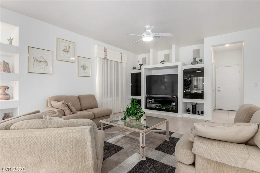 1708 Desert Fort, Las Vegas, NV 89128