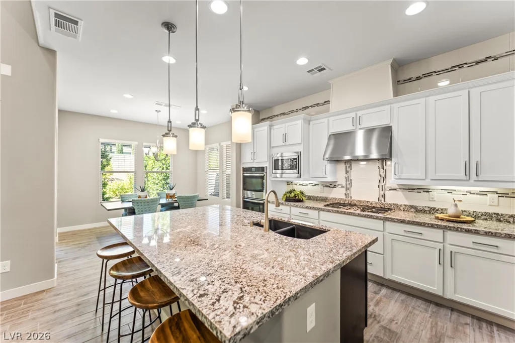12118 Rojo Roma, Las Vegas, NV 89138