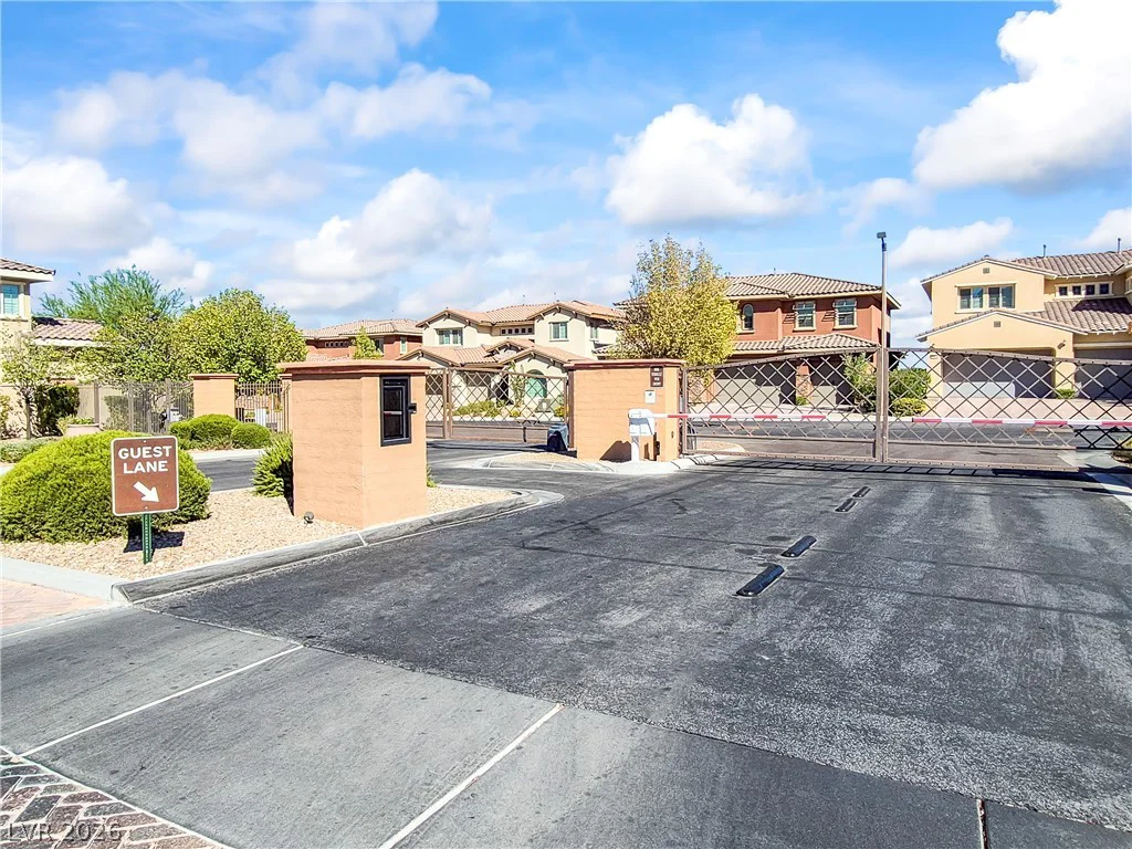12118 Rojo Roma, Las Vegas, NV 89138
