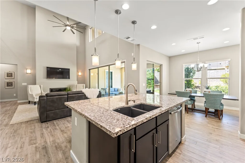 12118 Rojo Roma, Las Vegas, NV 89138