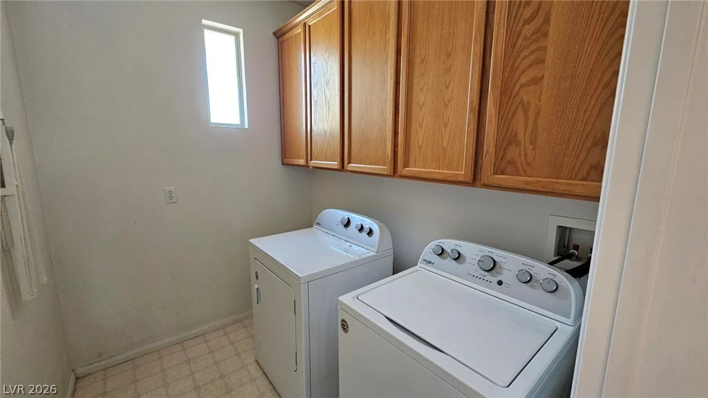 10425 Foggy Glen, Las Vegas, NV 89135