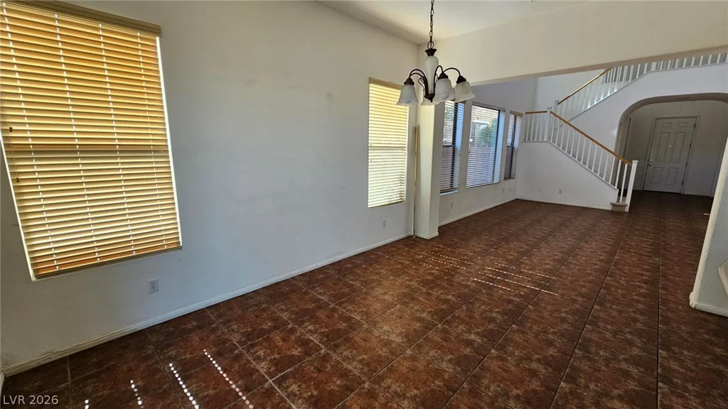 10425 Foggy Glen, Las Vegas, NV 89135