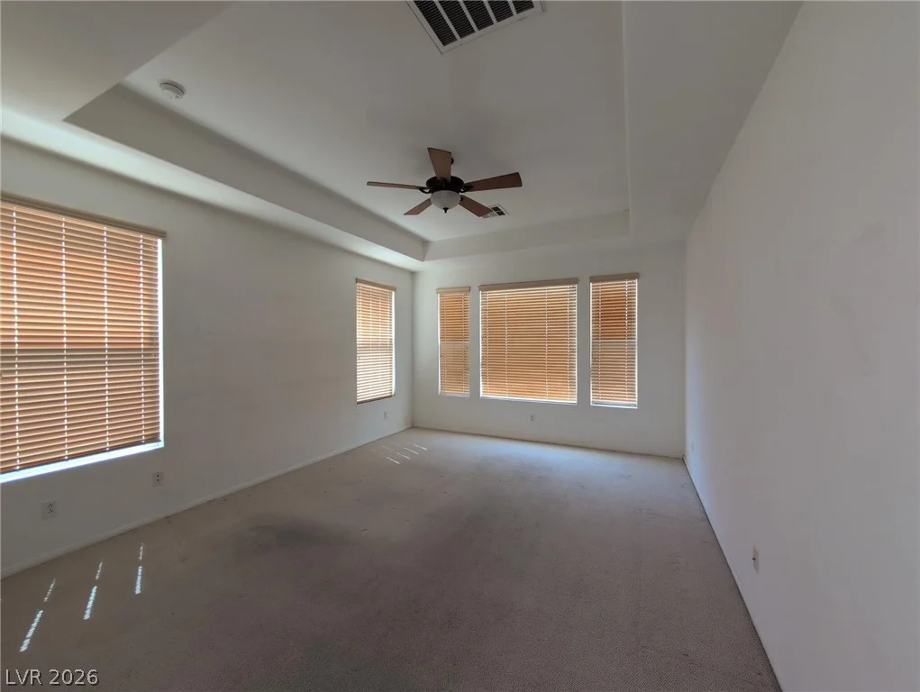 10425 Foggy Glen, Las Vegas, NV 89135