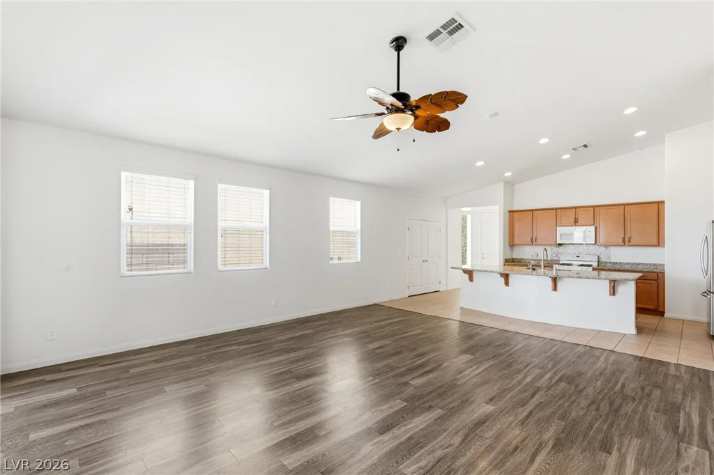 6829 Painted Morning, Las Vegas, NV 89142