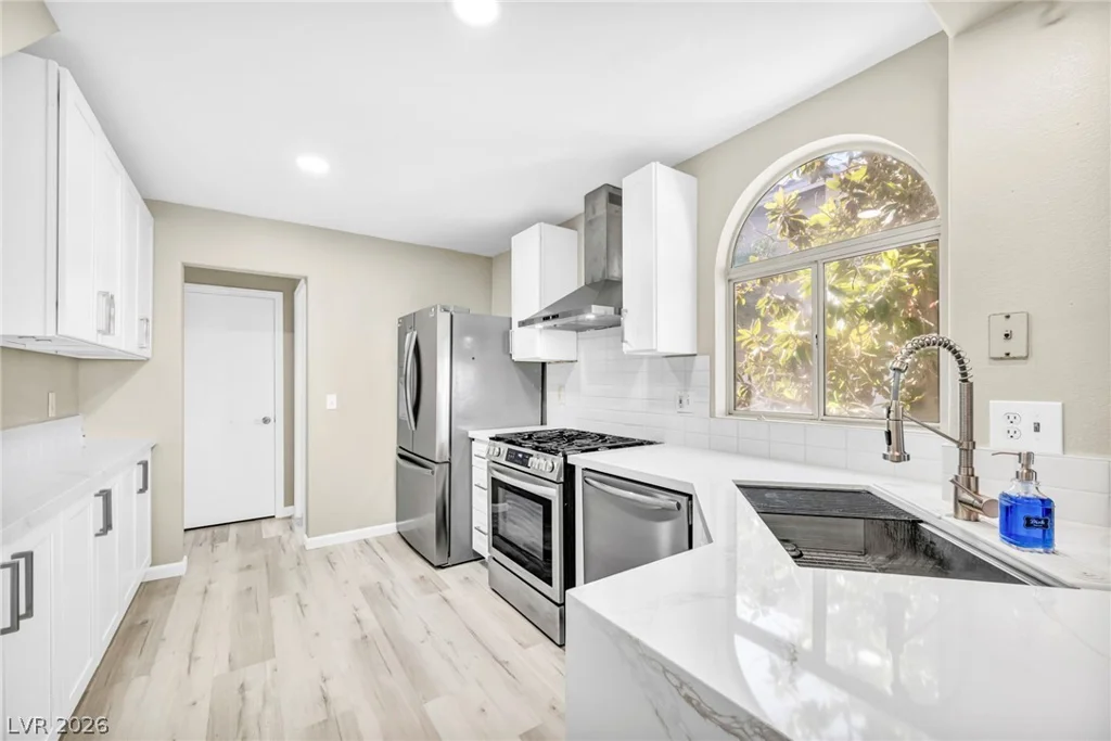 8914 Indian Eagle, Las Vegas, NV 89129