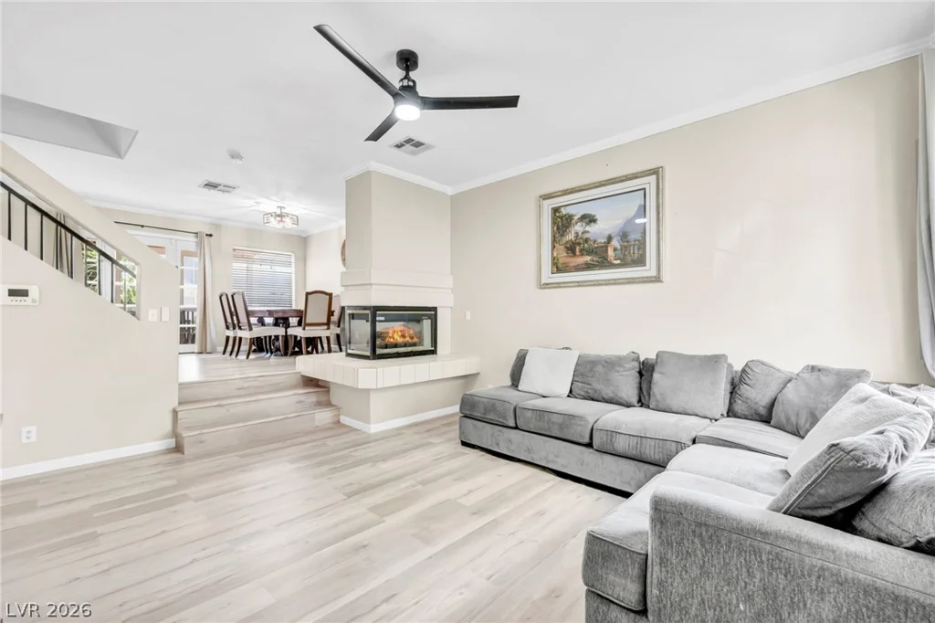8914 Indian Eagle, Las Vegas, NV 89129