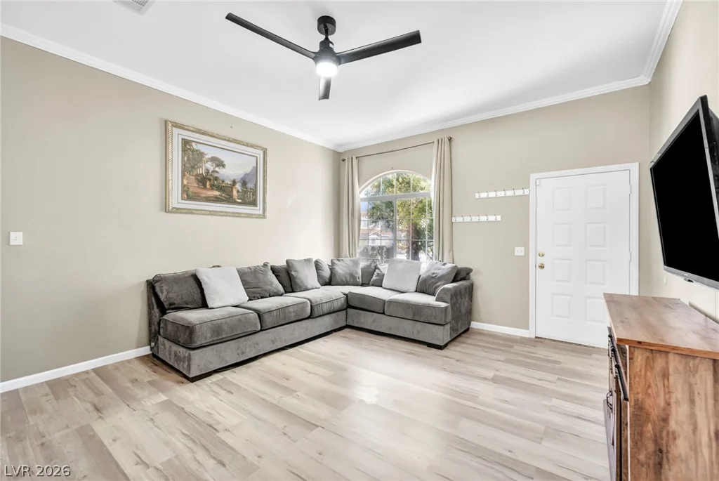 8914 Indian Eagle, Las Vegas, NV 89129