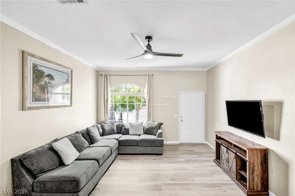 8914 Indian Eagle, Las Vegas, NV 89129
