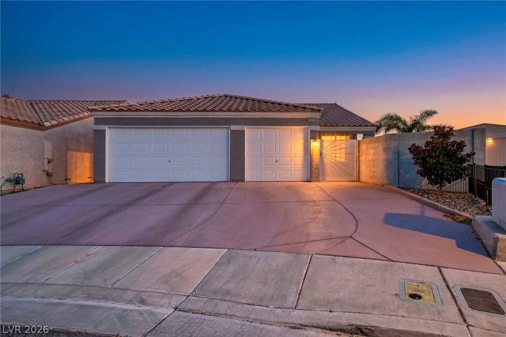 850 Purple Sage, Henderson, NV 89015