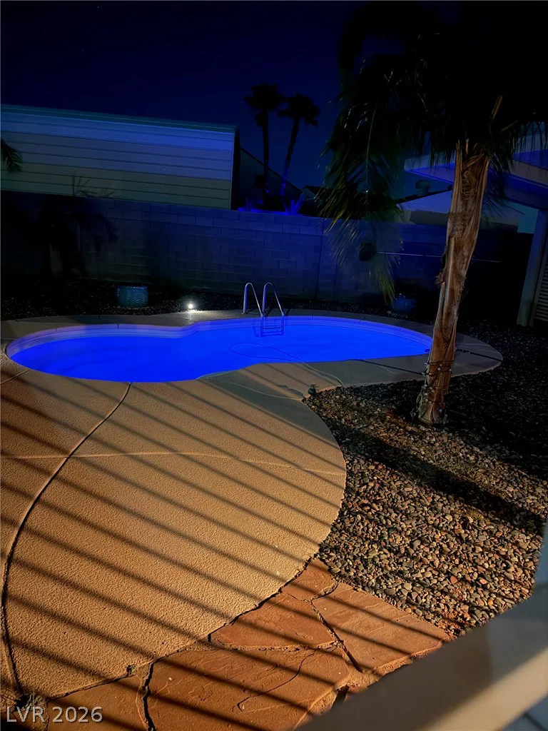 850 Purple Sage, Henderson, NV 89015