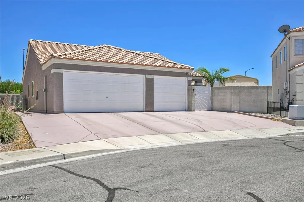 850 Purple Sage, Henderson, NV 89015