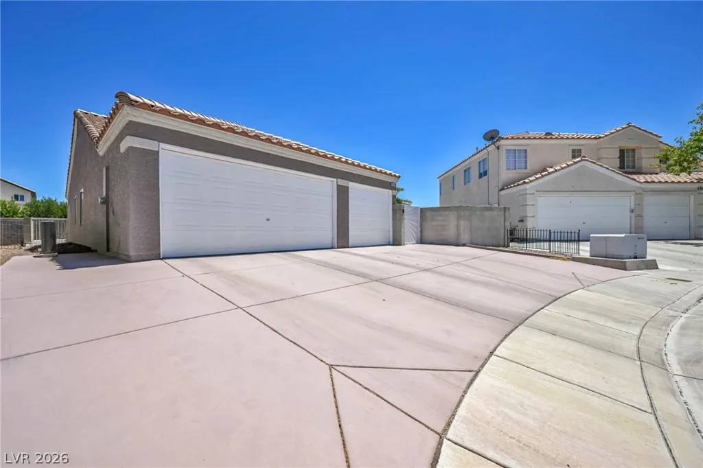 850 Purple Sage, Henderson, NV 89015