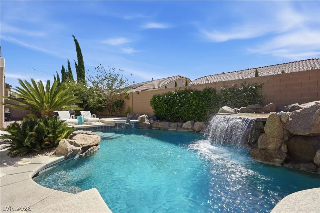 10807 Osceola Mills, Las Vegas, NV 89141