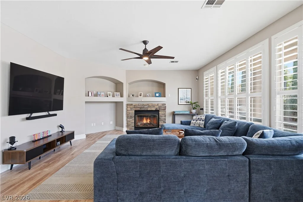 10807 Osceola Mills, Las Vegas, NV 89141