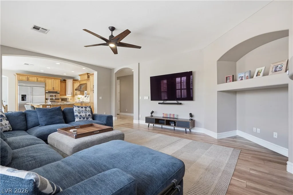 10807 Osceola Mills, Las Vegas, NV 89141