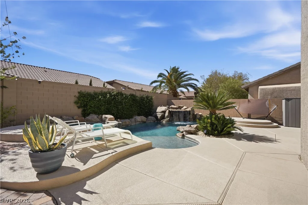 10807 Osceola Mills, Las Vegas, NV 89141