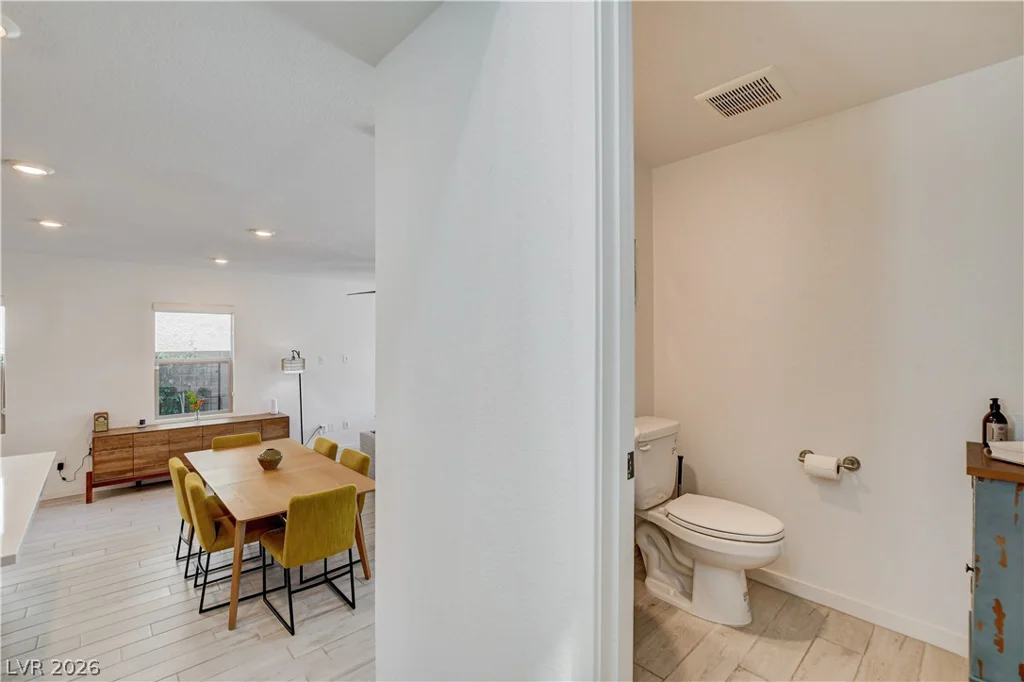 11627 Desert Hollow, Las Vegas, NV 89138