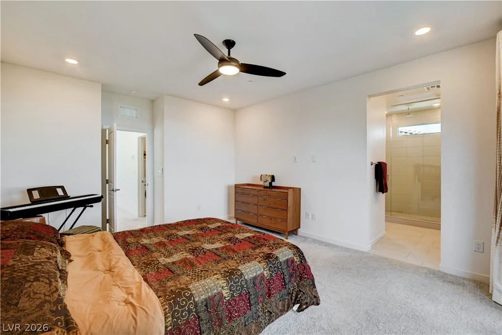 11627 Desert Hollow, Las Vegas, NV 89138
