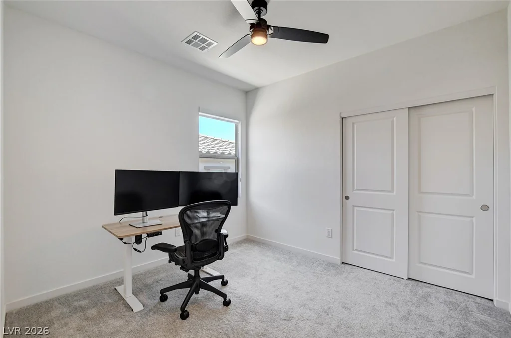 11627 Desert Hollow, Las Vegas, NV 89138