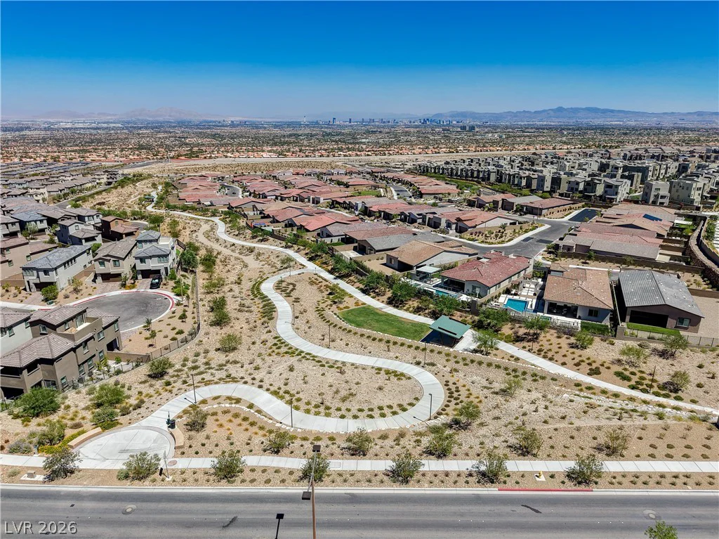 11627 Desert Hollow, Las Vegas, NV 89138