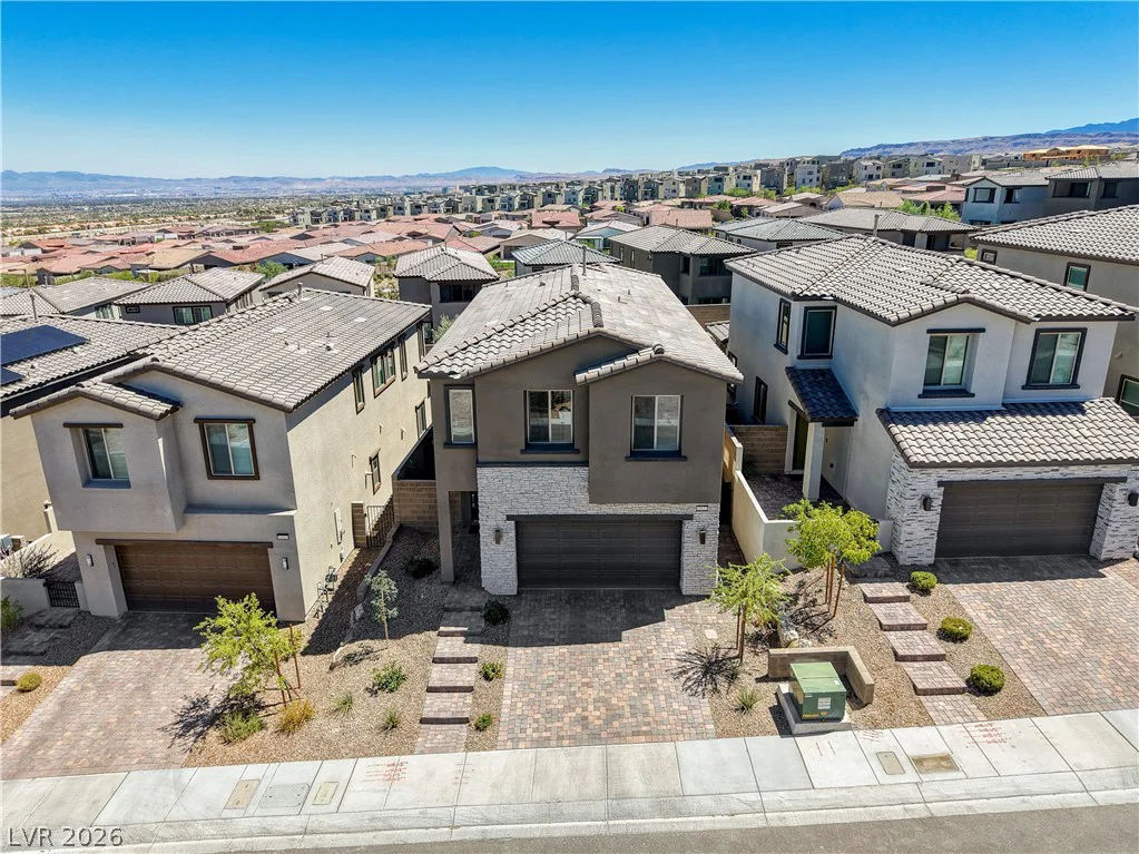 11627 Desert Hollow, Las Vegas, NV 89138