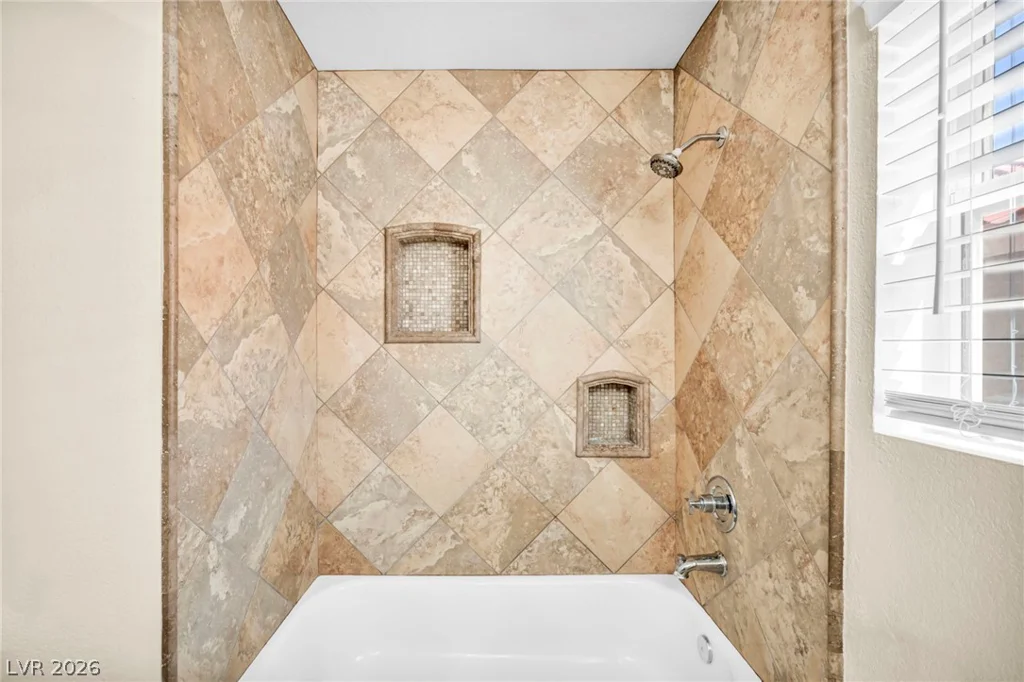6405 Raptor, North Las Vegas, NV 89084
