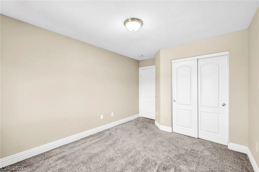 6405 Raptor, North Las Vegas, NV 89084