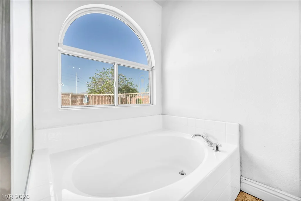 6405 Raptor, North Las Vegas, NV 89084