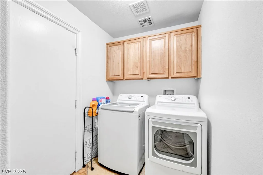 6405 Raptor, North Las Vegas, NV 89084
