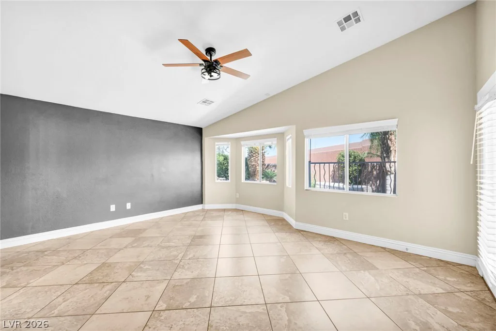 6405 Raptor, North Las Vegas, NV 89084
