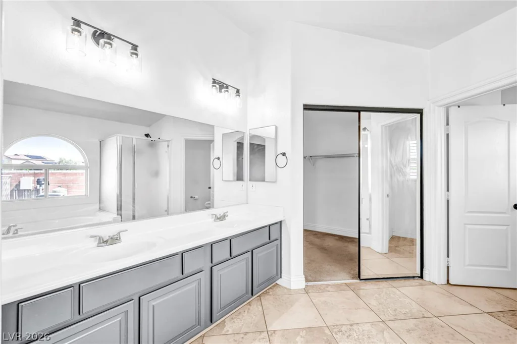 6405 Raptor, North Las Vegas, NV 89084