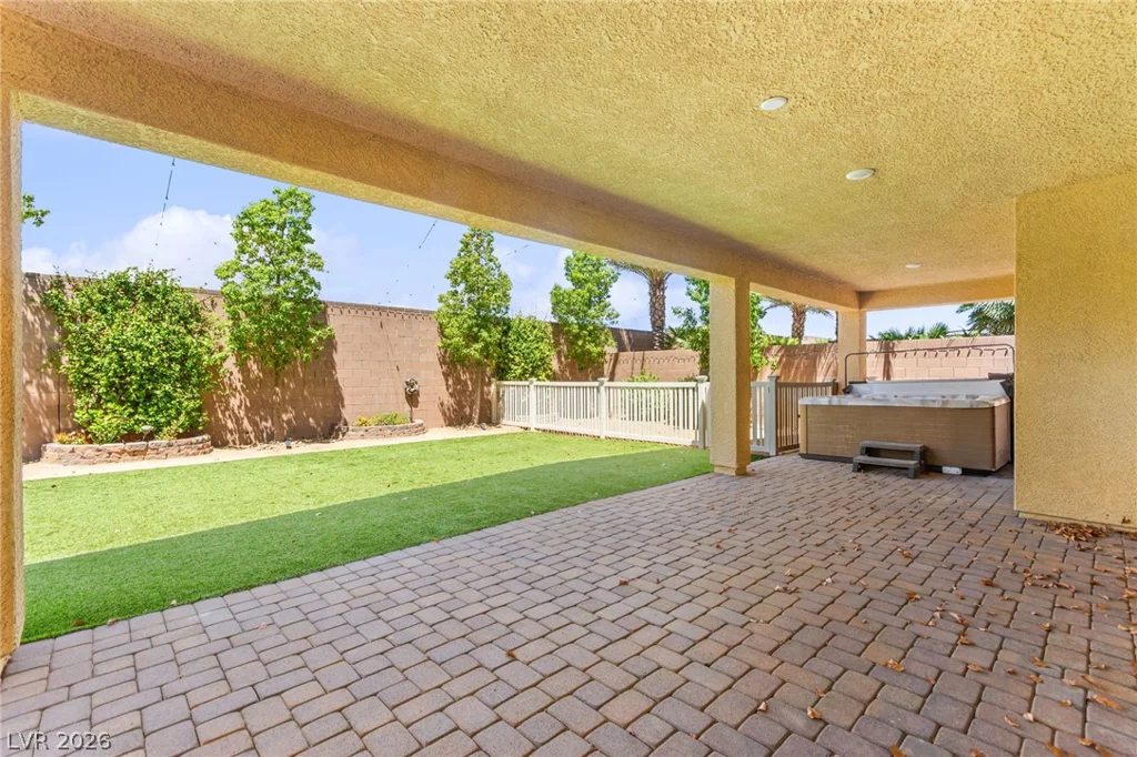 5745 Temple Ridge, Las Vegas, NV 89149