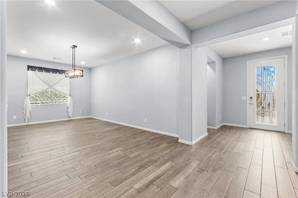 5745 Temple Ridge, Las Vegas, NV 89149