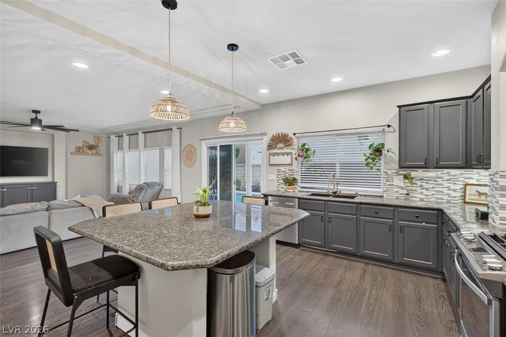 9726 Fox Estate St, Las Vegas, NV 89141