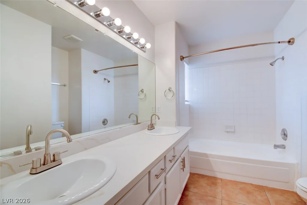 2873 Moonlight Bay, Las Vegas, NV 89128