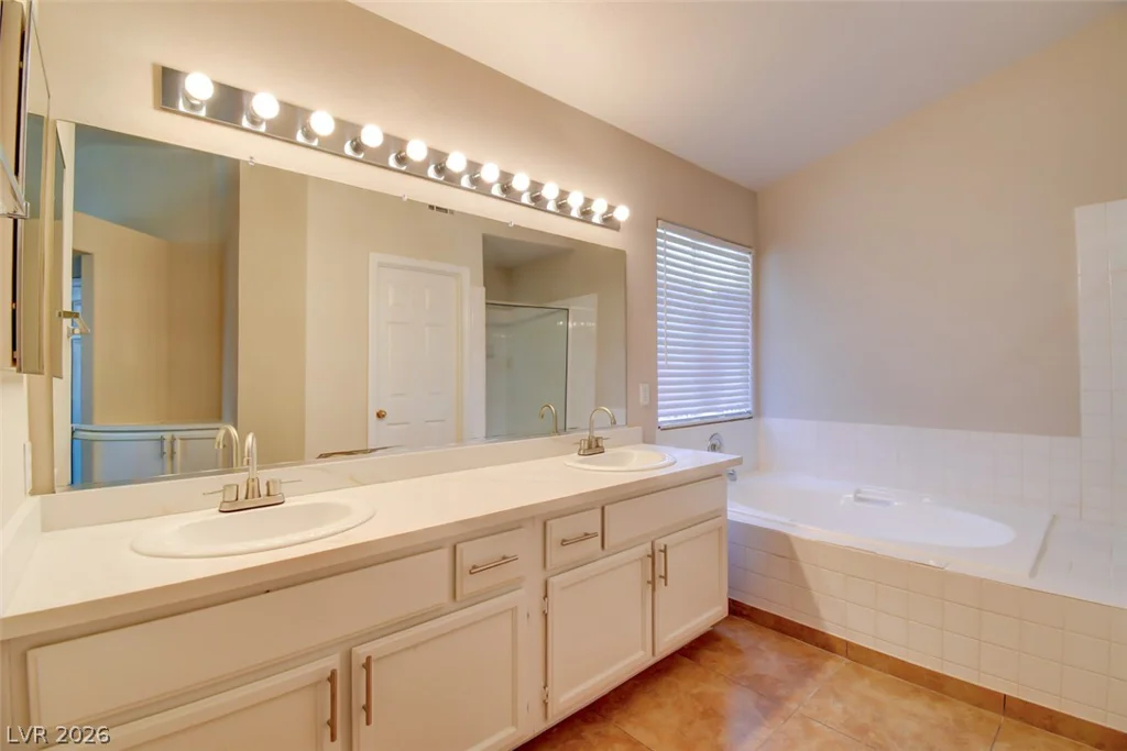 2873 Moonlight Bay, Las Vegas, NV 89128