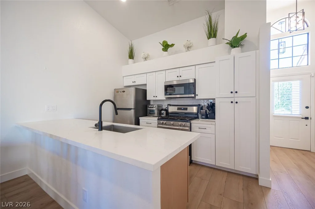 5732 Colwood, Las Vegas, NV 89130